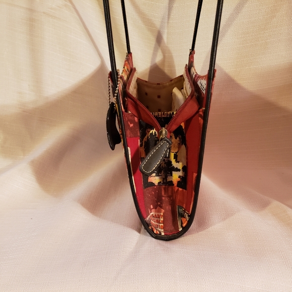 Red purse - Picture 3 of 3